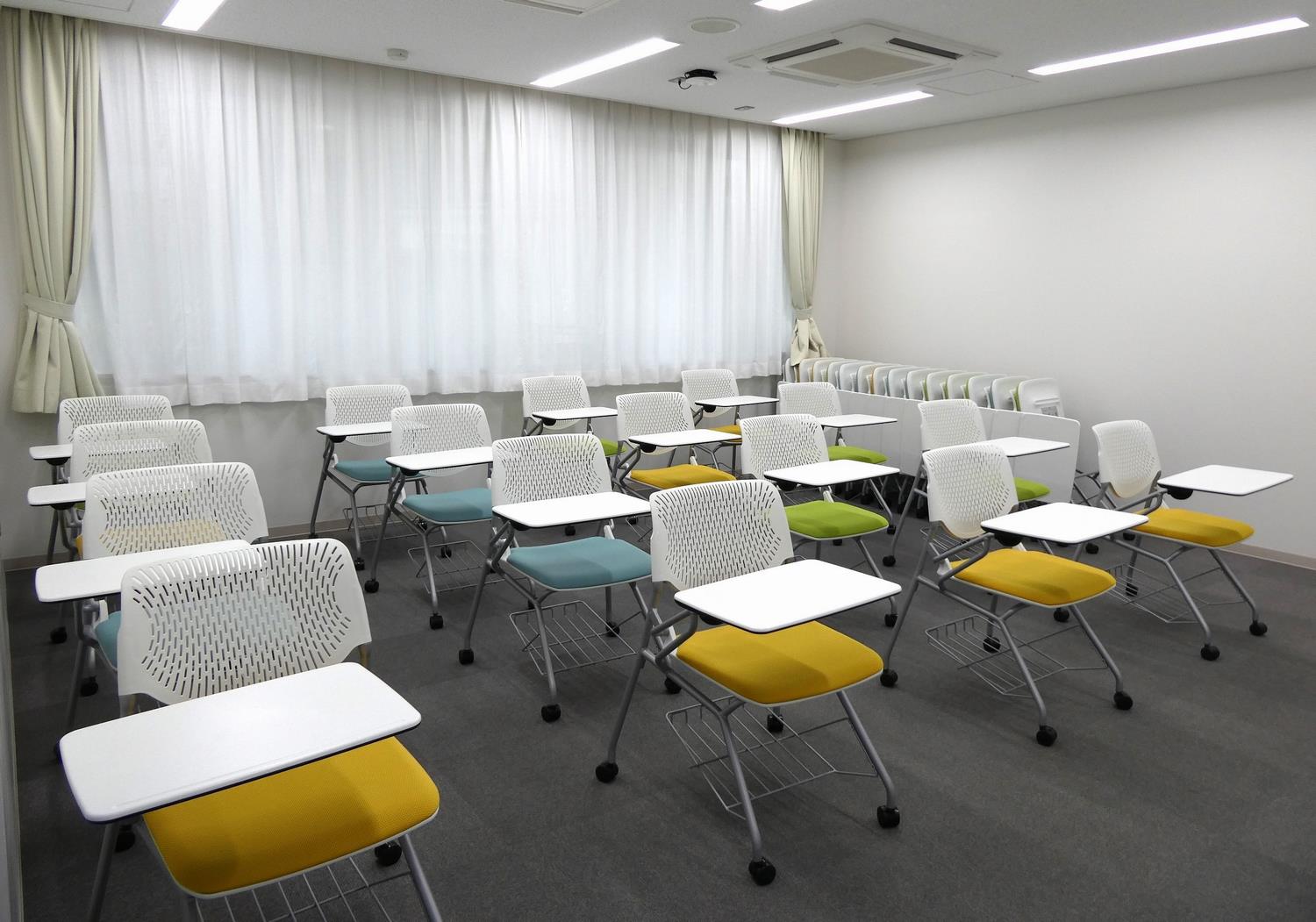 プレゼンテーションルーム