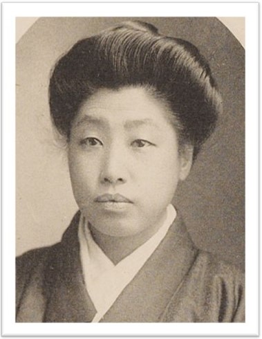 安井てつ_肖像写真