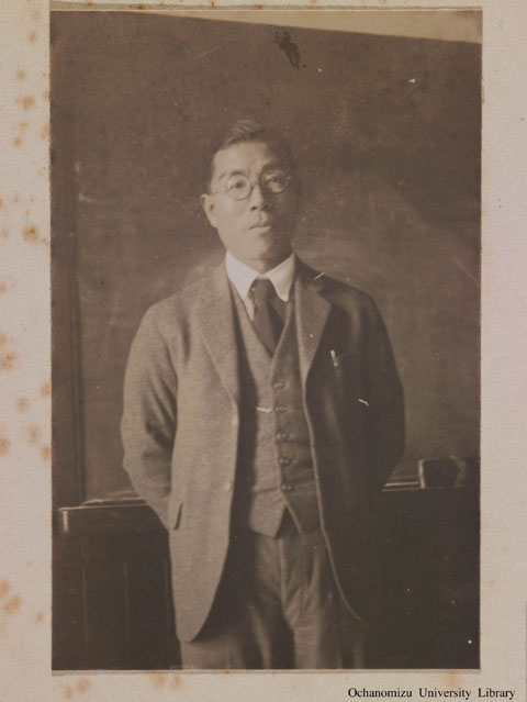 卒業記念写真帖（昭和10年3月、理科） 本田正次先生