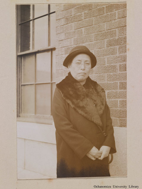 卒業記念写真帖（昭和10年3月、理科） 保井コノ先生