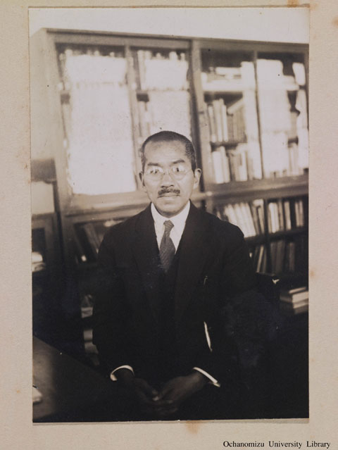 卒業記念写真帖（昭和10年3月、理科） 古川竹二先生