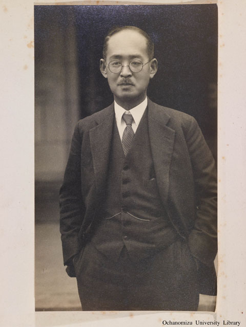 卒業記念写真帖（昭和10年3月、家事科） 「吉岡校長先生」