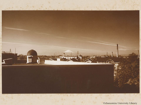 卒業記念写真帖 『みかきあいて』（昭和12年3月、家事科） 本校から望む富士山