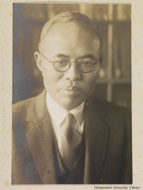 卒業記念写真帖（昭和13年3月、家事科） 石川謙先生