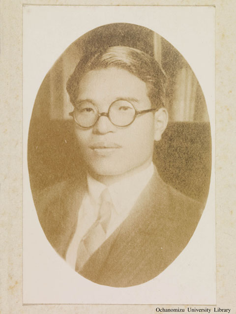 卒業記念写真帖（昭和13年3月、家事科） 大石峯雄先生