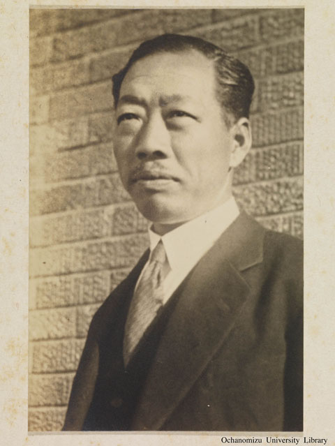 卒業記念写真帖（昭和13年3月、家事科） 宮田覚造先生