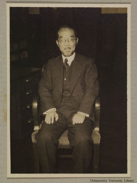 卒業記念写真帖（昭和16年3月、文科） 男性教官