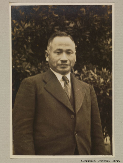 卒業記念写真帖（昭和16年3月、文科） 堀七蔵先生