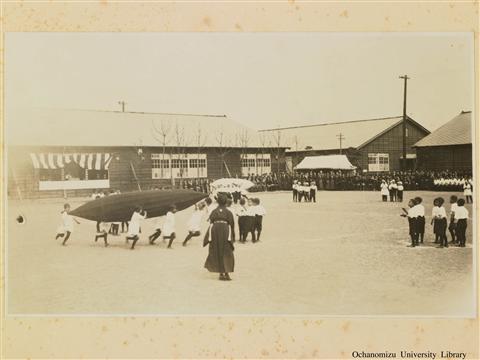 行啓記念写真帖 競争遊戯「飛行船送」