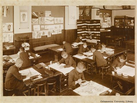 新校舎に学ぶ 「附属小学校　図画」