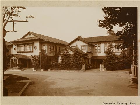 新校舎に学ぶ 「桜蔭会館（本校卒業生会館）　作楽会館（附属高等女学校卒業生会館）」