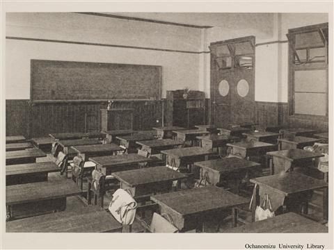 落成記念写真帖 「普通教室」