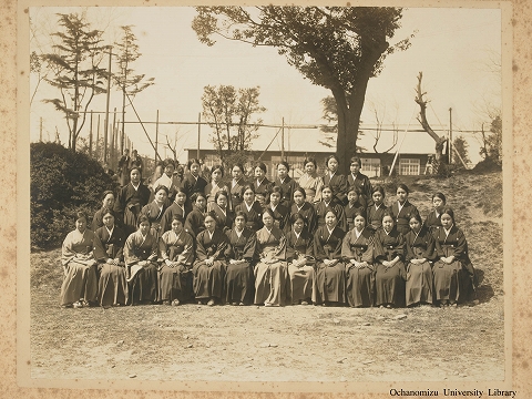東京女子高等師範学校卒業写真　昭和3年3月　家事科