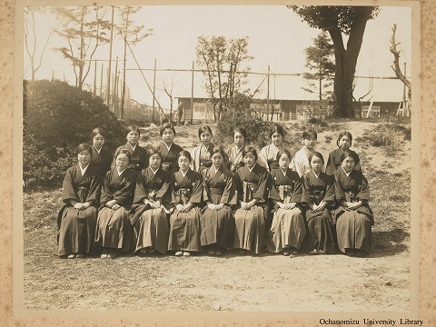 東京女子高等師範学校卒業写真　昭和3年3月　保育実習科