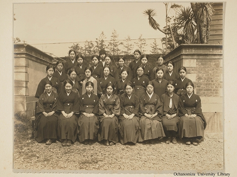 東京女子高等師範学校卒業写真　昭和5年3月　理科
