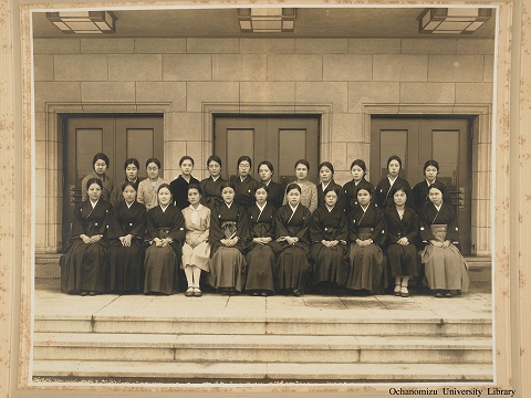東京女子高等師範学校卒業写真　昭和8年3月　理科