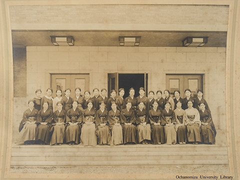 東京女子高等師範学校卒業写真　昭和9年3月　文科