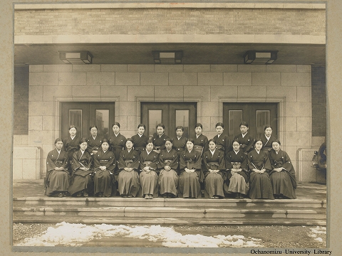 東京女子高等師範学校卒業写真　昭和10年3月　保育実習科