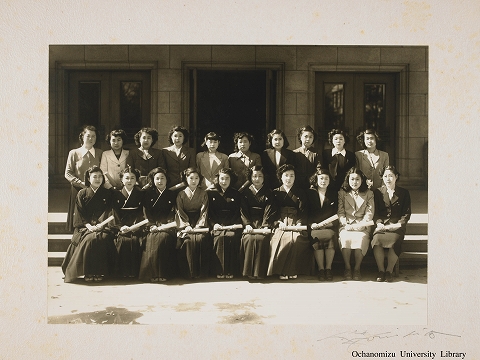 東京女子高等師範学校卒業写真　昭和26年3月　臨時幼稚園教員養成課程