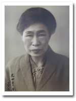 黒田チカ